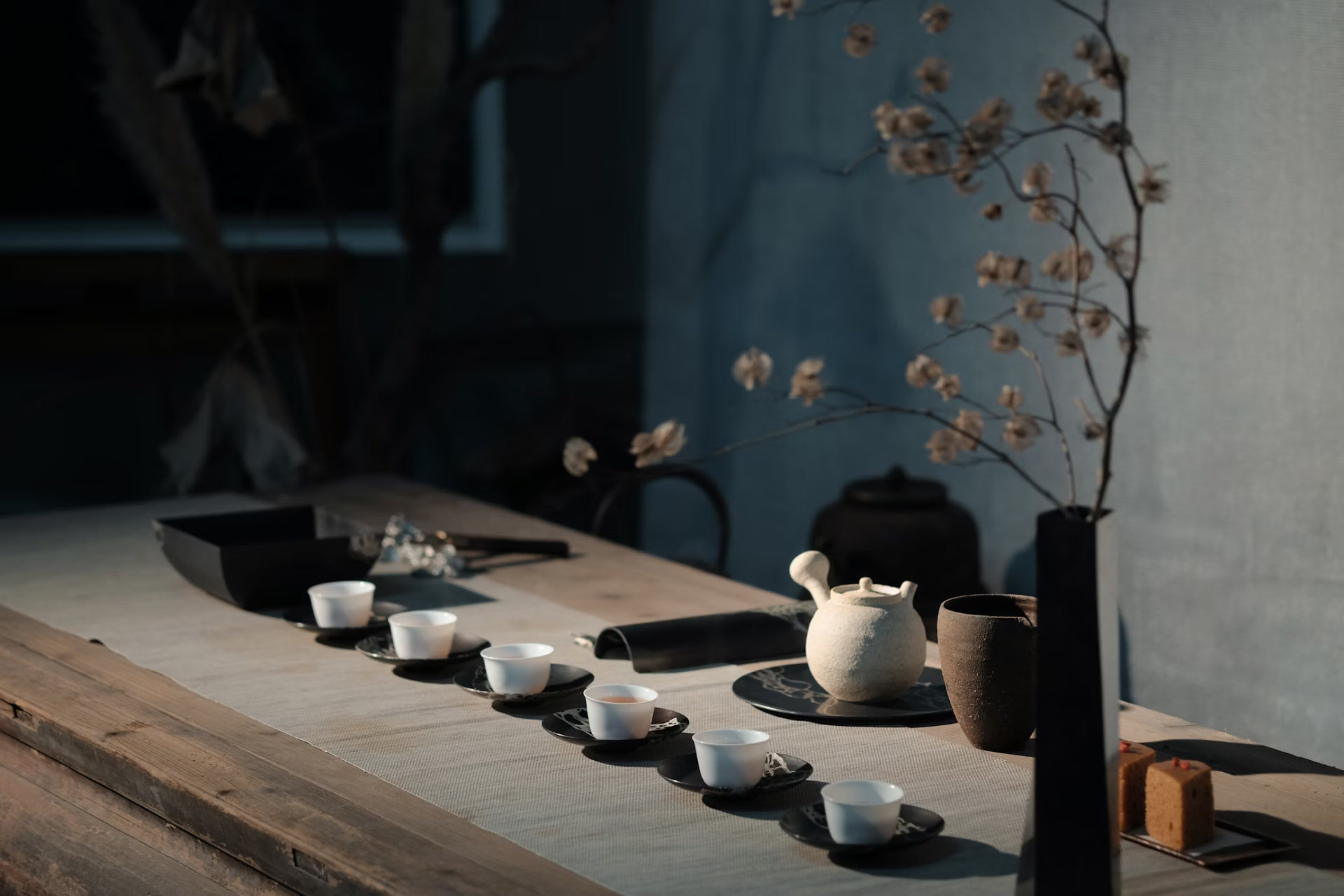 Signature Cha1004 drinks lined up at the cafe counter